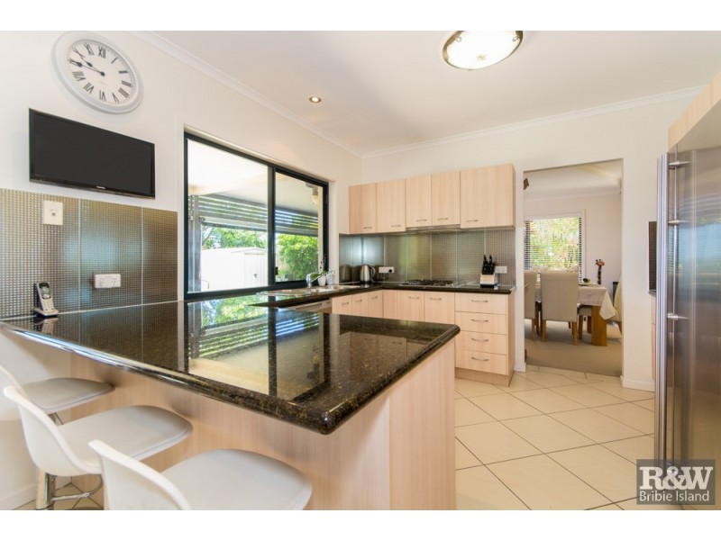 43 Marina Blvd, Banksia Beach QLD 4507