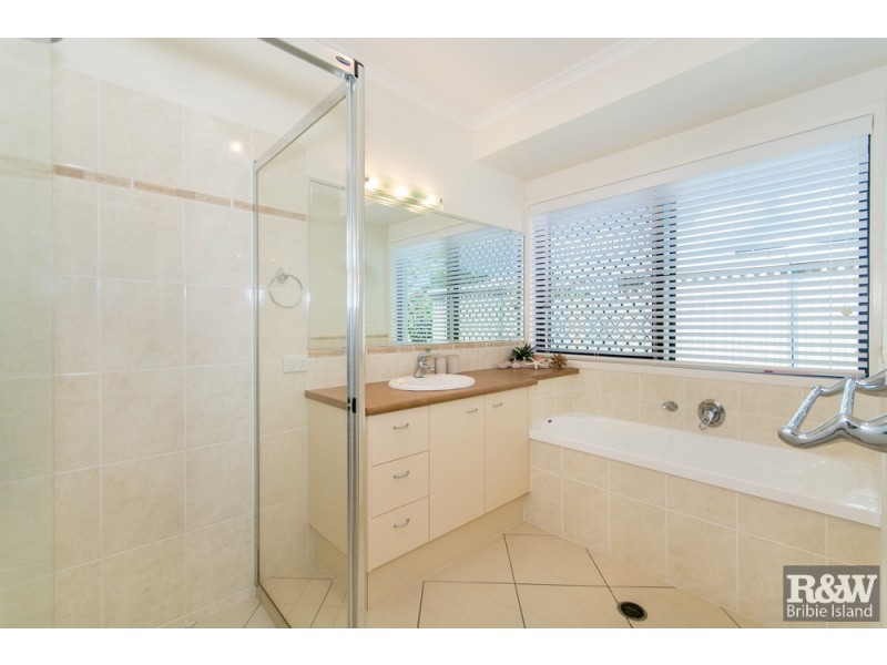 43 Marina Blvd, Banksia Beach QLD 4507