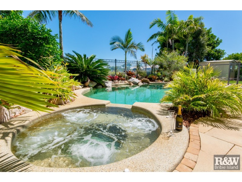 43 Marina Blvd, Banksia Beach QLD 4507