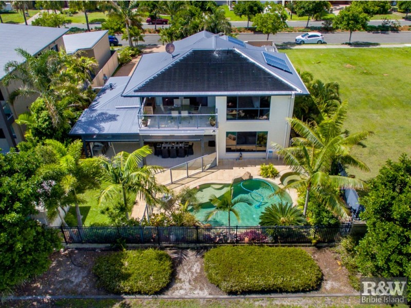 43 Marina Blvd, Banksia Beach QLD 4507