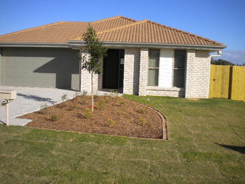 Sandstone Point QLD 4511