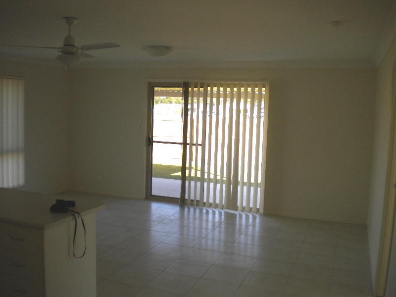 Sandstone Point QLD 4511