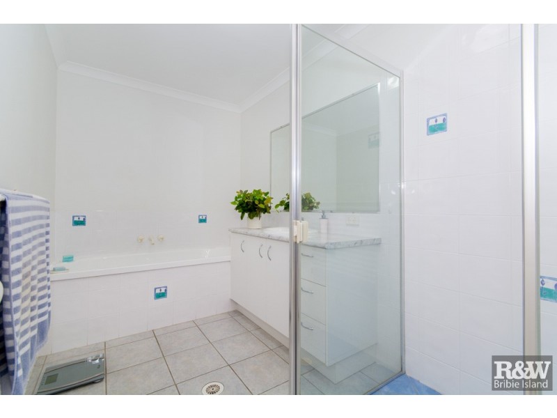1/51 Headsail Drive, Banksia Beach QLD 4507
