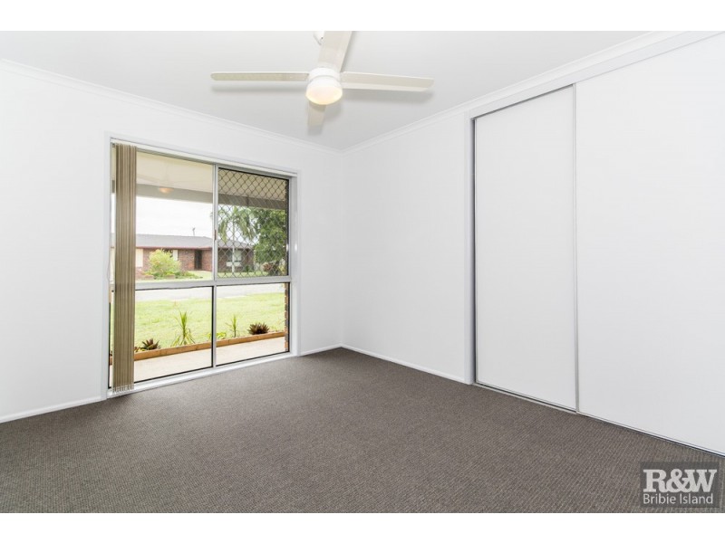 5 Sun Court, Banksia Beach QLD 4507