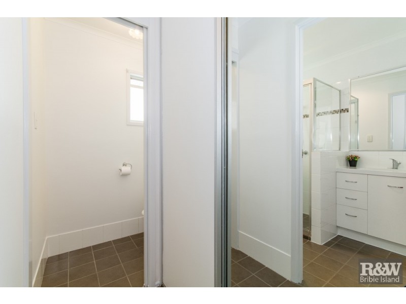 5 Sun Court, Banksia Beach QLD 4507