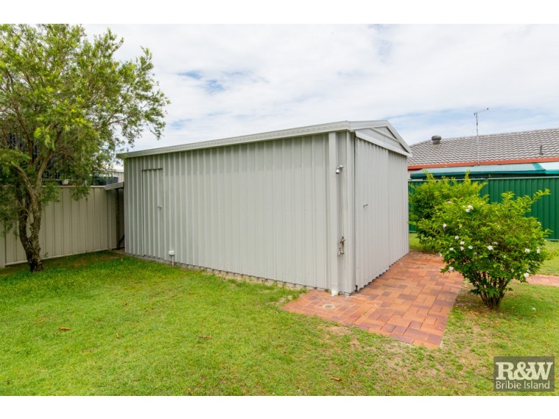 5 Sun Court, Banksia Beach QLD 4507