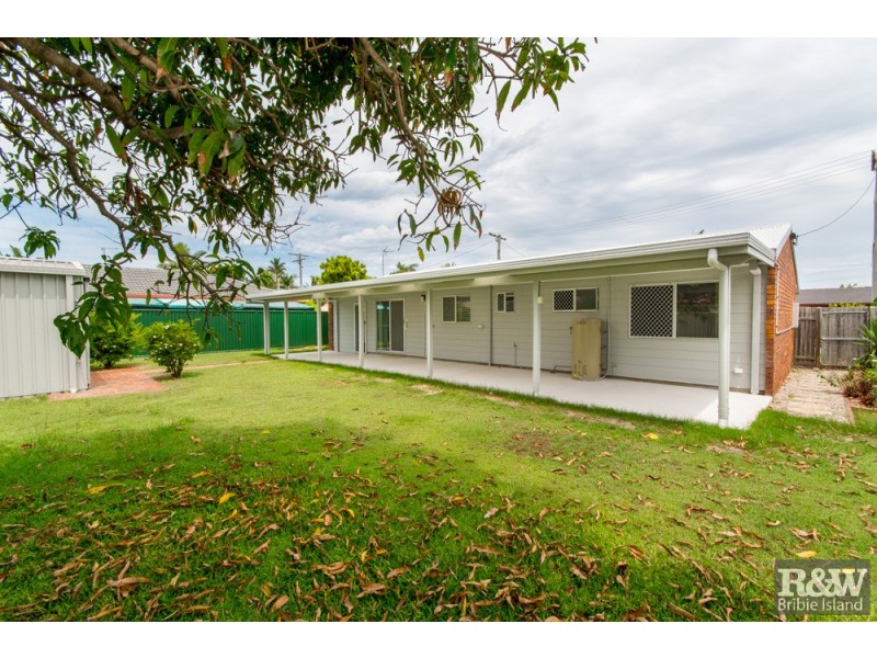 5 Sun Court, Banksia Beach QLD 4507