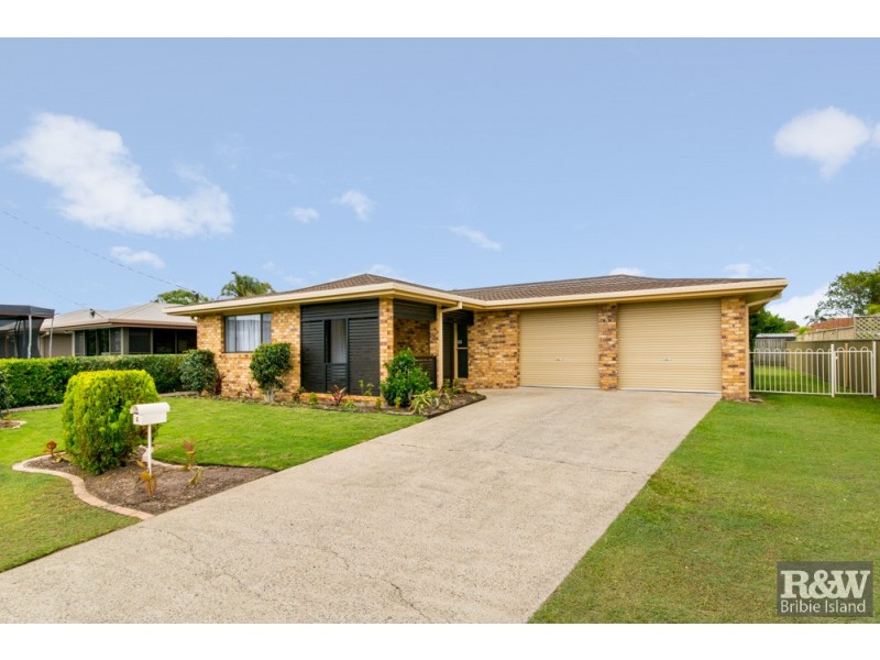 6 Banks Street, Banksia Beach QLD 4507