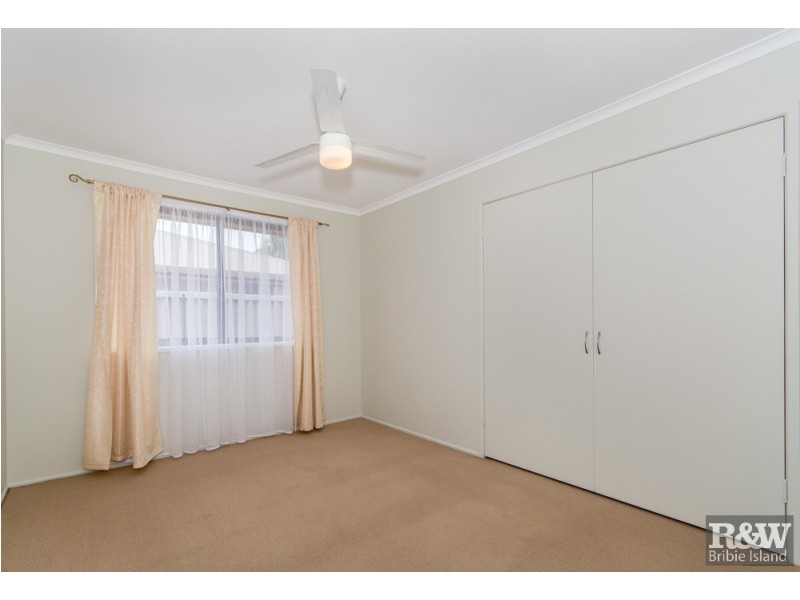 6 Banks Street, Banksia Beach QLD 4507