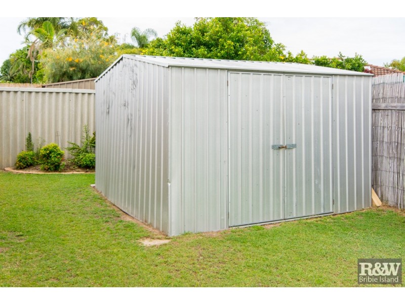 6 Banks Street, Banksia Beach QLD 4507