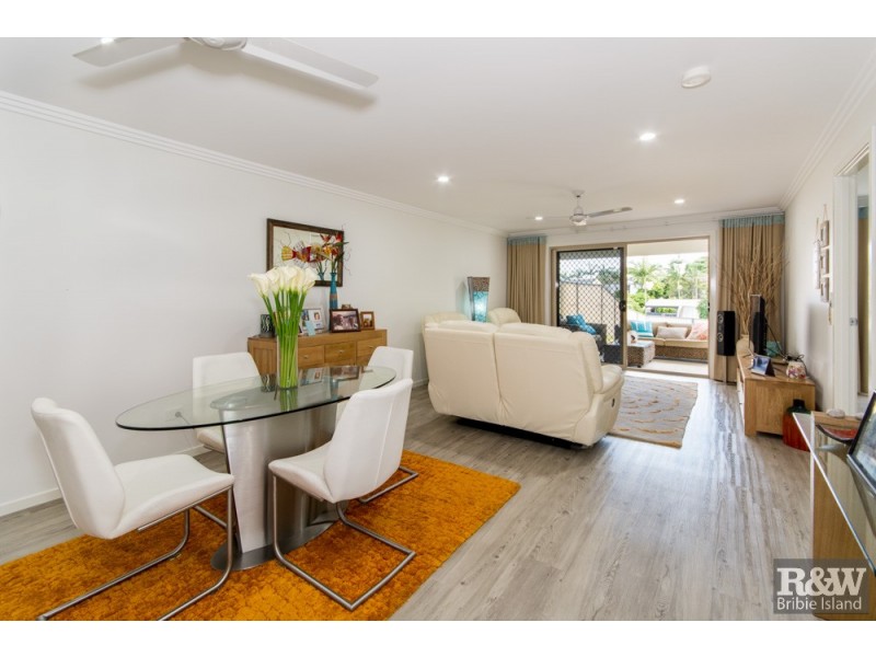 2/3 Third Ave, Bongaree QLD 4507