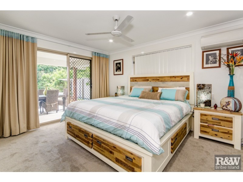 2/3 Third Ave, Bongaree QLD 4507