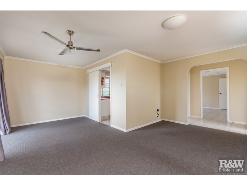 14 Yorkshire Drive, Banksia Beach QLD 4507