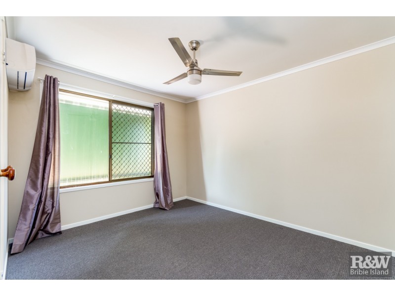 14 Yorkshire Drive, Banksia Beach QLD 4507