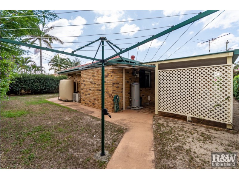 14 Yorkshire Drive, Banksia Beach QLD 4507