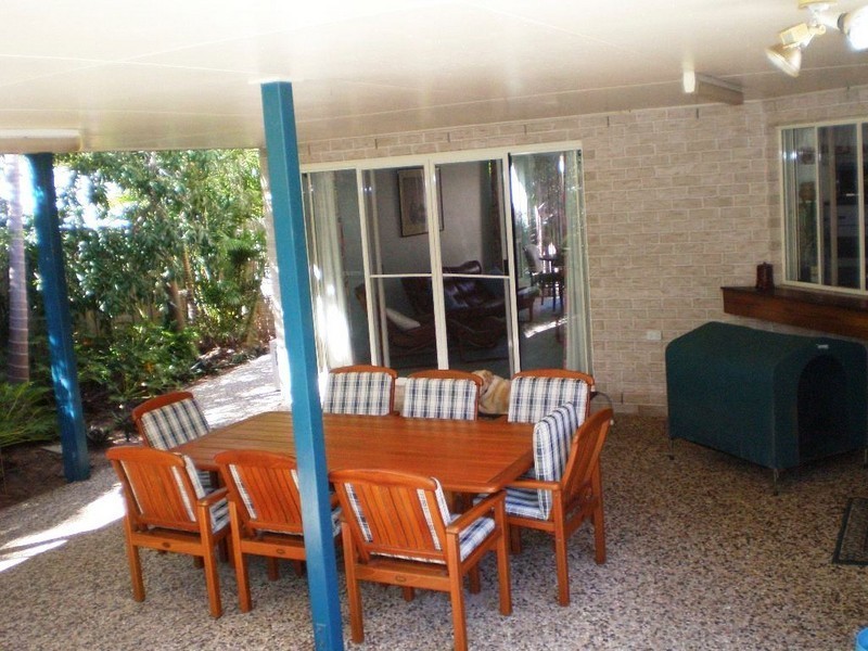 2-13 Nulu Street, Bribie Island QLD 4507
