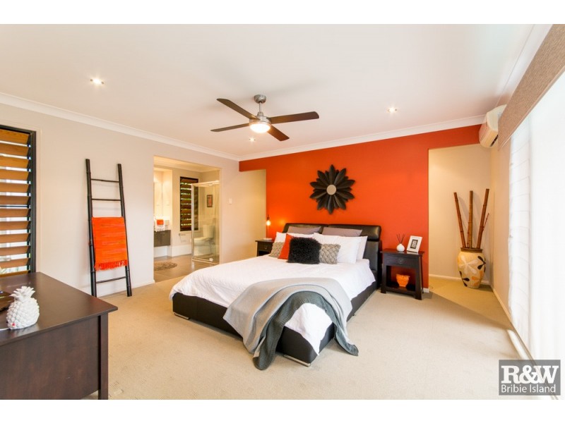 76 Kakadu Cct, Banksia Beach QLD 4507