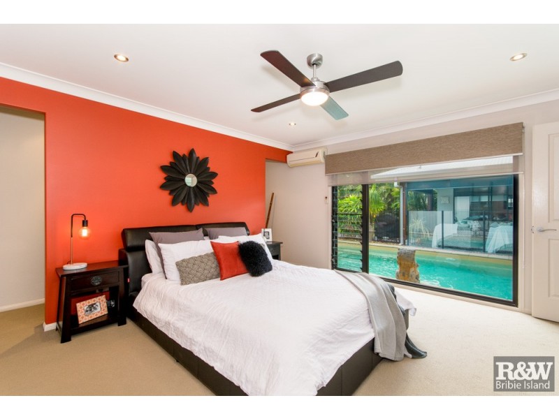76 Kakadu Cct, Banksia Beach QLD 4507