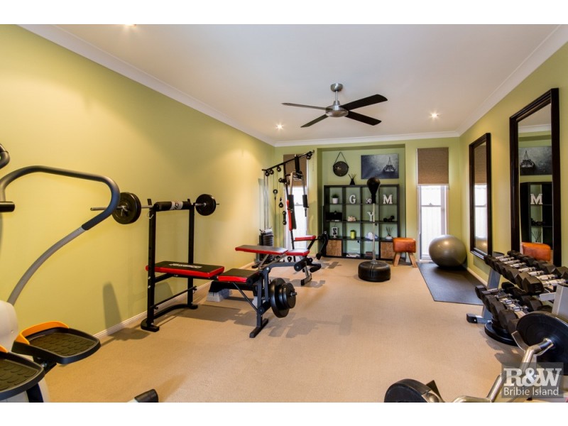 76 Kakadu Cct, Banksia Beach QLD 4507