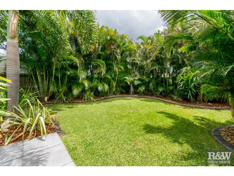76 Kakadu Cct, Banksia Beach QLD 4507
