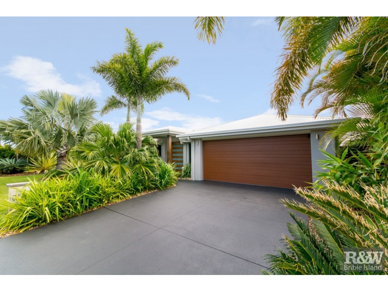 76 Kakadu Cct, Banksia Beach QLD 4507