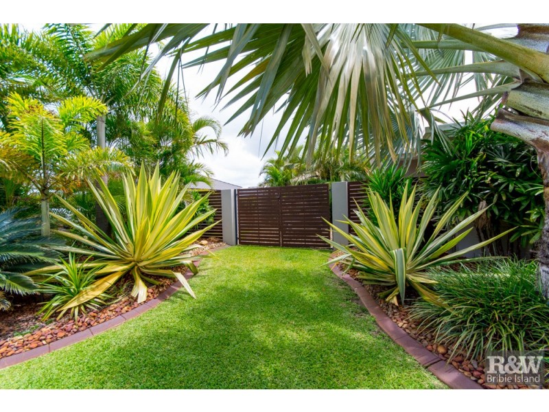 76 Kakadu Cct, Banksia Beach QLD 4507