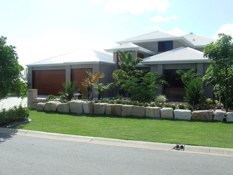 34 Raptor Parade, Banksia Beach QLD 4507