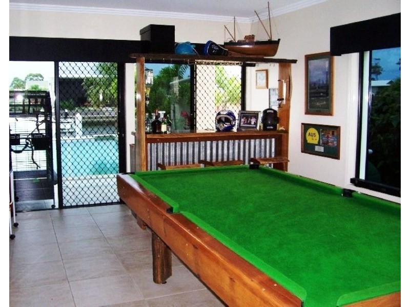 34 Raptor Parade, Banksia Beach QLD 4507