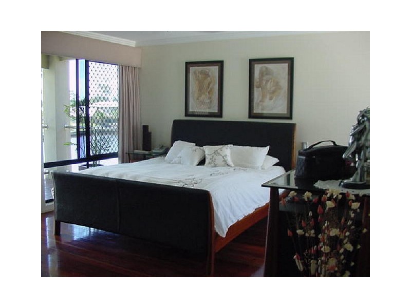 34 Raptor Parade, Banksia Beach QLD 4507