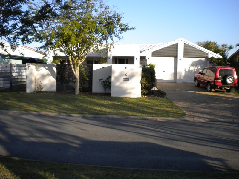 6 Daniel Place, Bribie Island QLD 4507