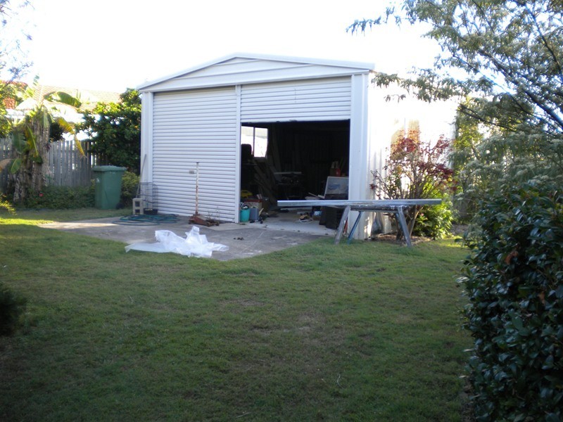 6 Daniel Place, Bribie Island QLD 4507