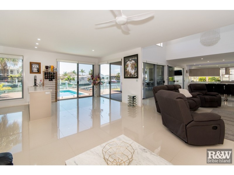 54 Raptor Parade, Banksia Beach QLD 4507