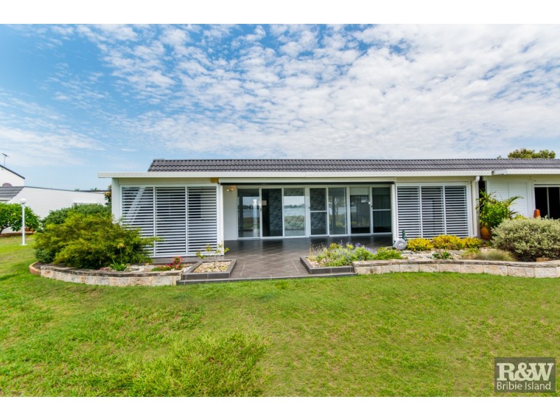 A7 Spinnaker Drive, Sandstone Point QLD 4511