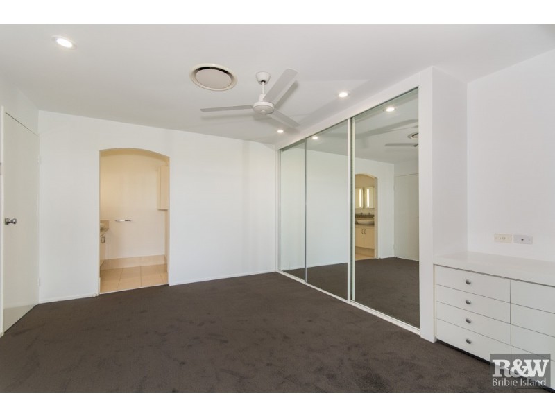 A7 Spinnaker Drive, Sandstone Point QLD 4511