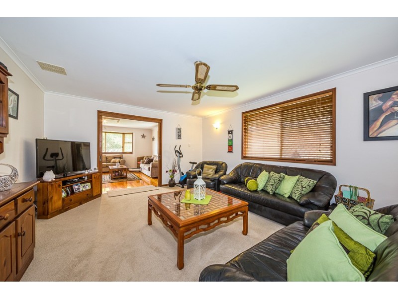 5 Flamingo Drive, Banksia Beach QLD 4507