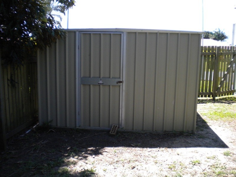 11 Lachlan Crescent, Sandstone Point QLD 4511