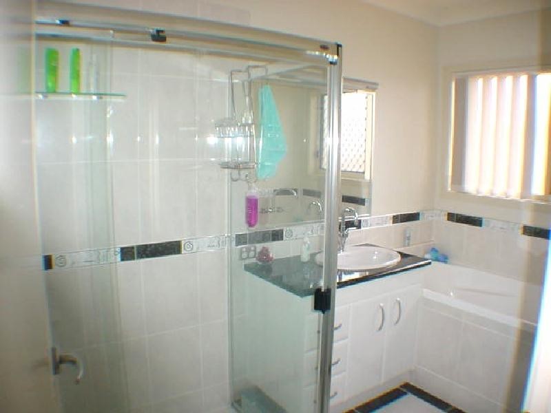 Sandstone Point QLD 4511