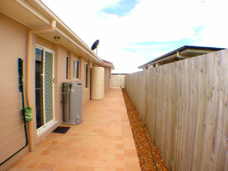 Sandstone Point QLD 4511