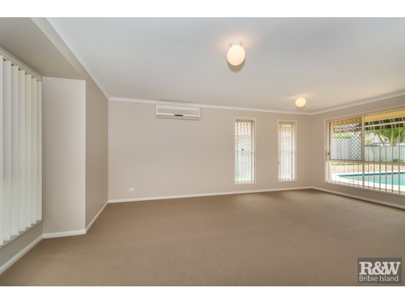 108 Avon Avenue, Banksia Beach QLD 4507
