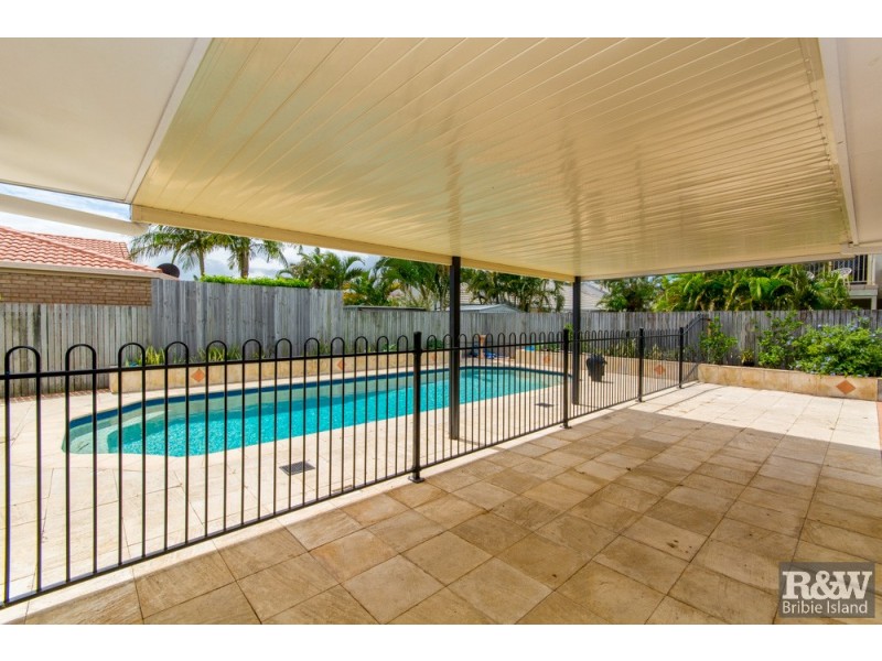 108 Avon Avenue, Banksia Beach QLD 4507
