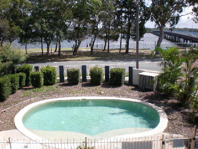 8/54  Winstone Drive, Bongaree QLD 4507