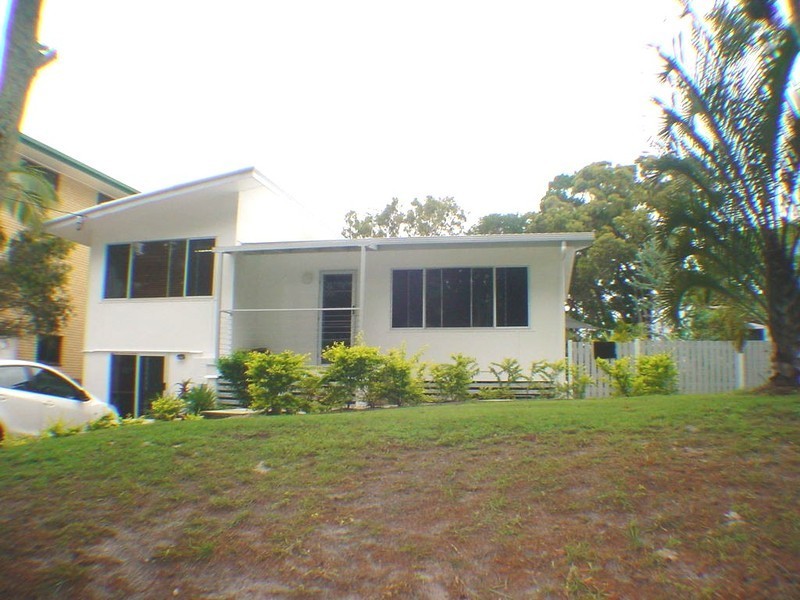 8 Ottiwell Street, Bribie Island QLD 4507