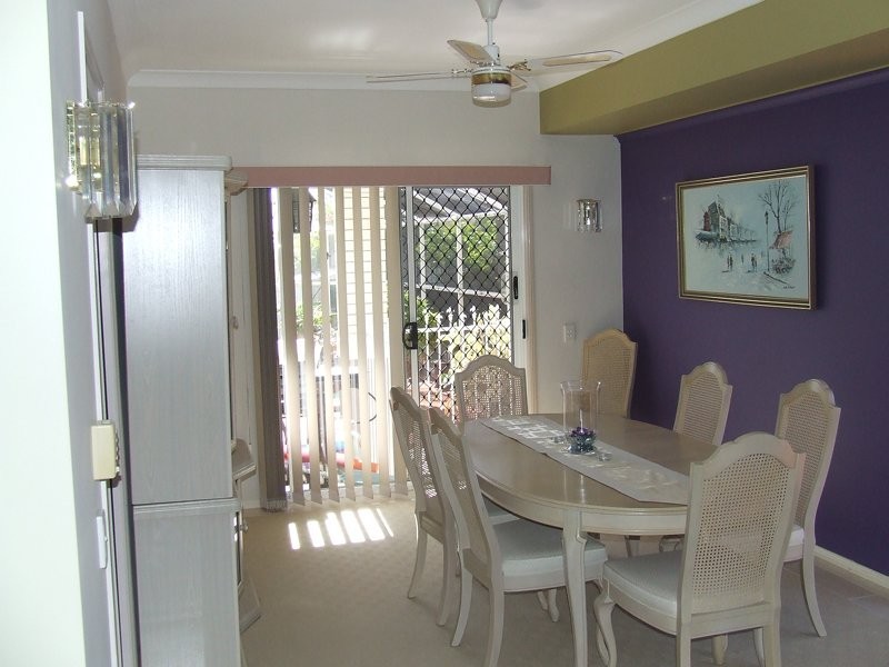 8 Topsail Circuit, Banksia Beach QLD 4507