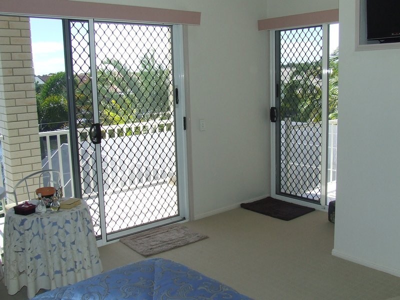 8 Topsail Circuit, Banksia Beach QLD 4507
