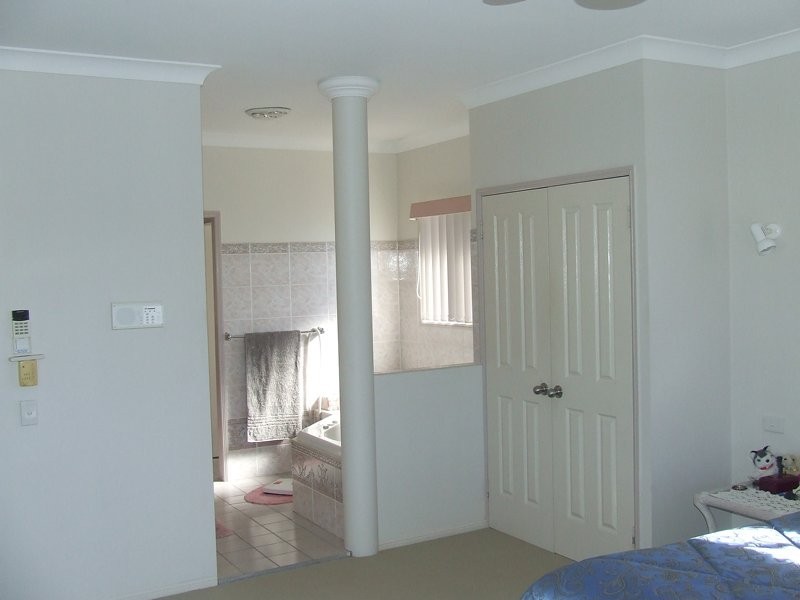 8 Topsail Circuit, Banksia Beach QLD 4507