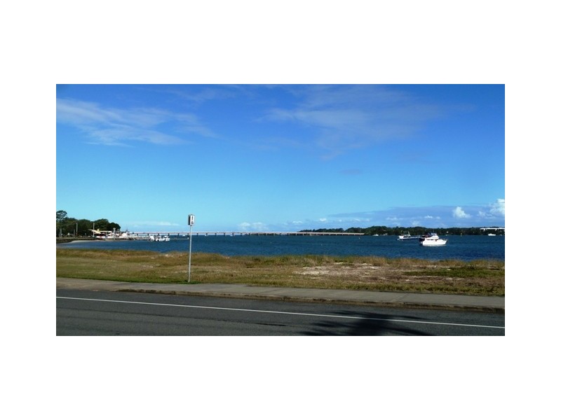 19/97 Sylvan Beach Esplanade, Bellara QLD 4507