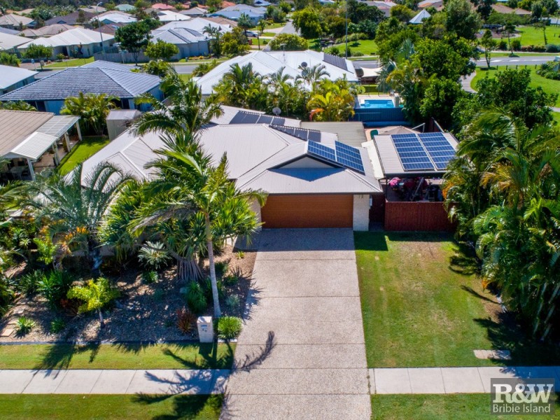 40 Bilinga Court, Sandstone Point QLD 4511