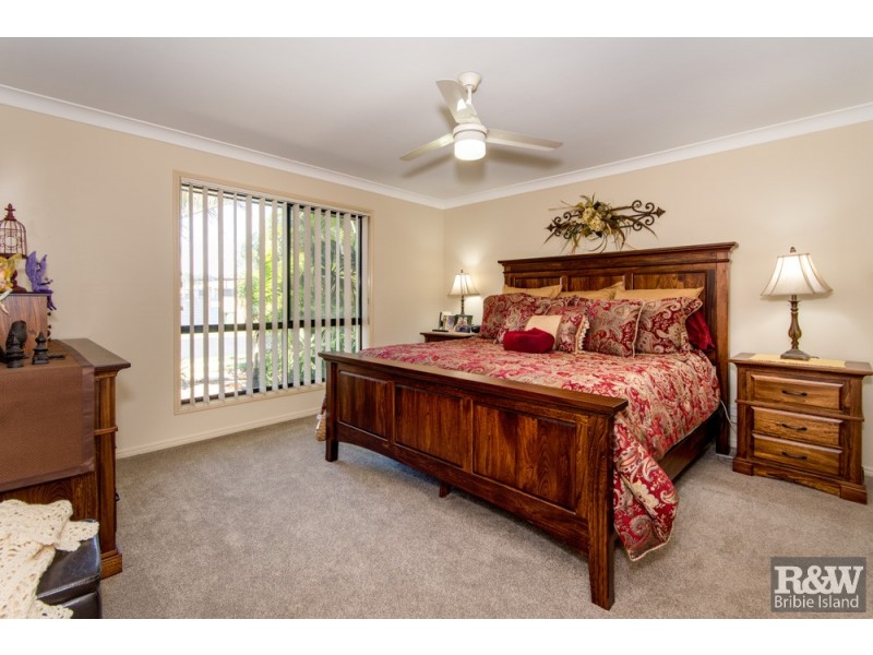 40 Bilinga Court, Sandstone Point QLD 4511