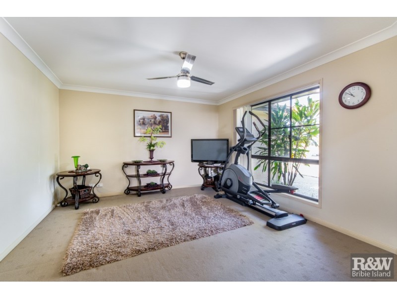 40 Bilinga Court, Sandstone Point QLD 4511