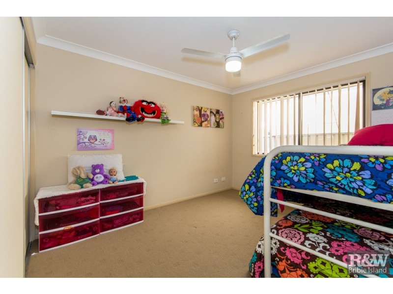 40 Bilinga Court, Sandstone Point QLD 4511